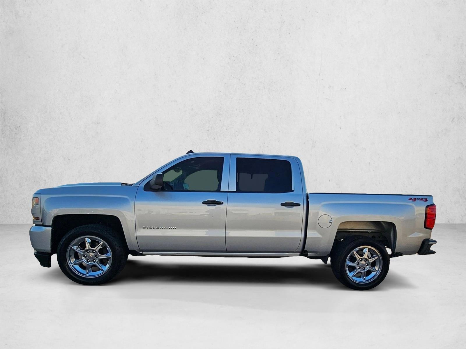 Thumbnail: 2018 Chevrolet Silverado 1500 - 2