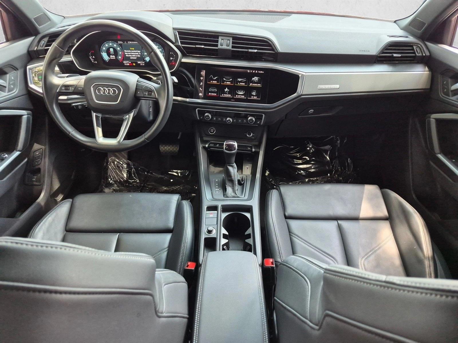 Thumbnail: 2024 Audi Q3 - 3