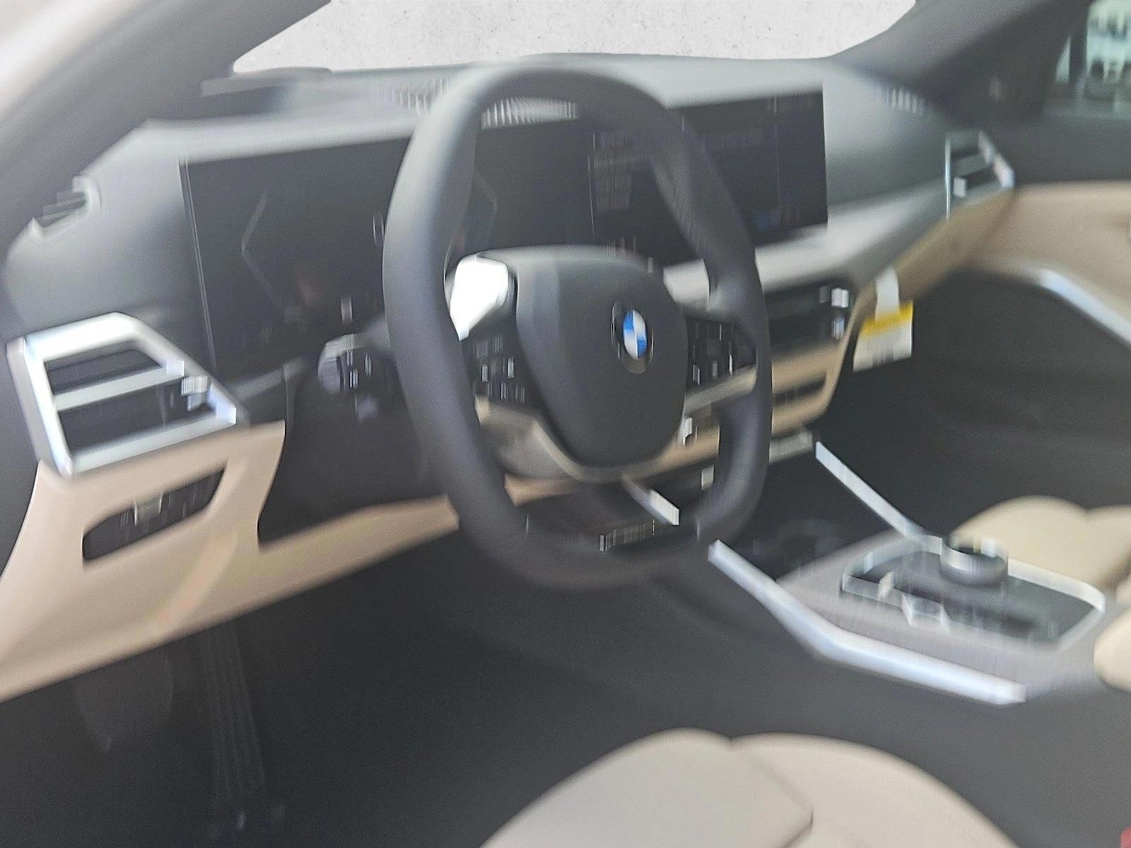 Thumbnail: 2026 BMW 3 Series - 3