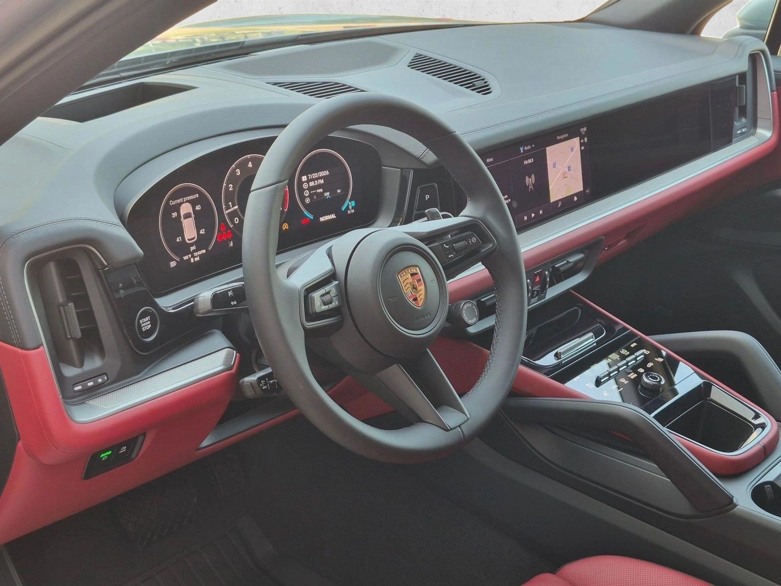 Thumbnail: 2026 Porsche Cayenne - 3