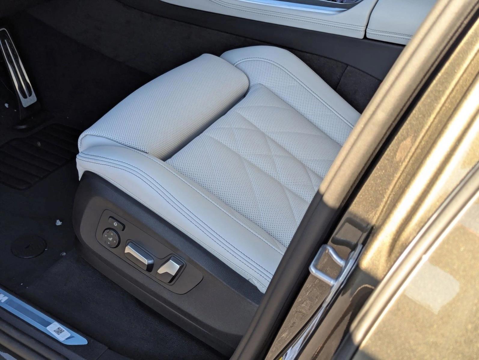 Thumbnail: 2026 BMW X5 - 4