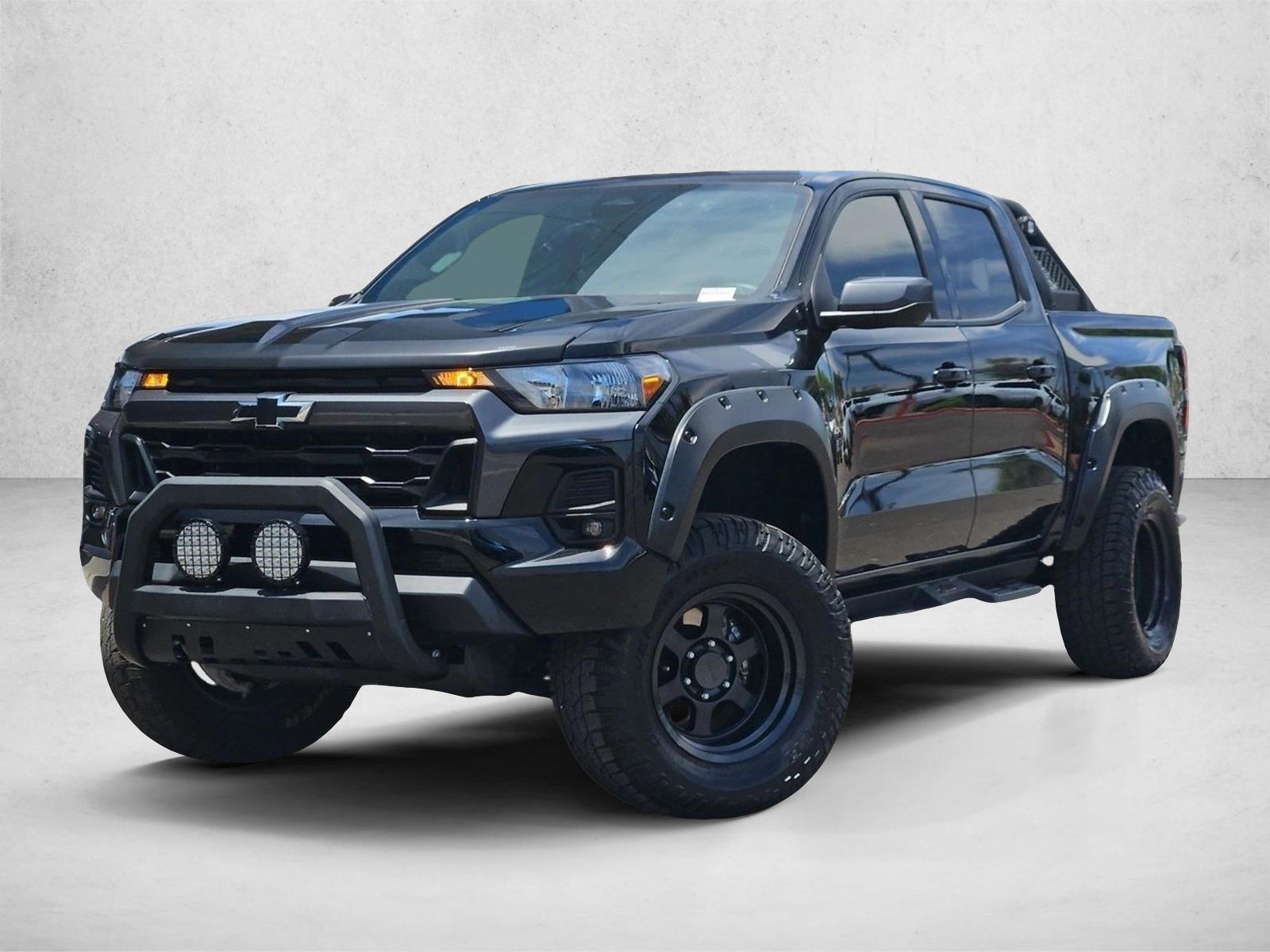 Thumbnail: 2023 Chevrolet Colorado - 1