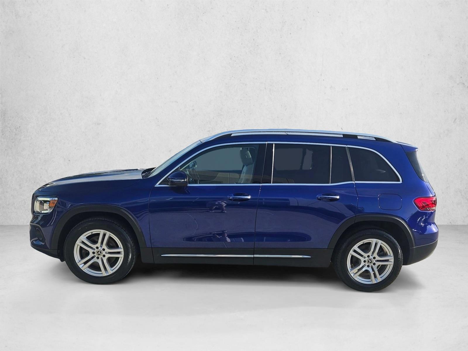 Thumbnail: 2022 Mercedes-Benz GLB - 2