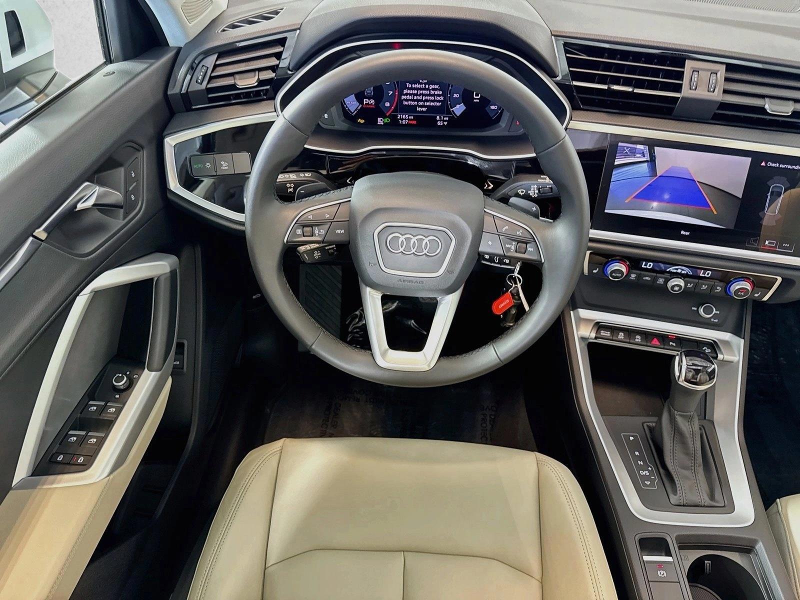 Thumbnail: 2025 Audi Q3 - 3
