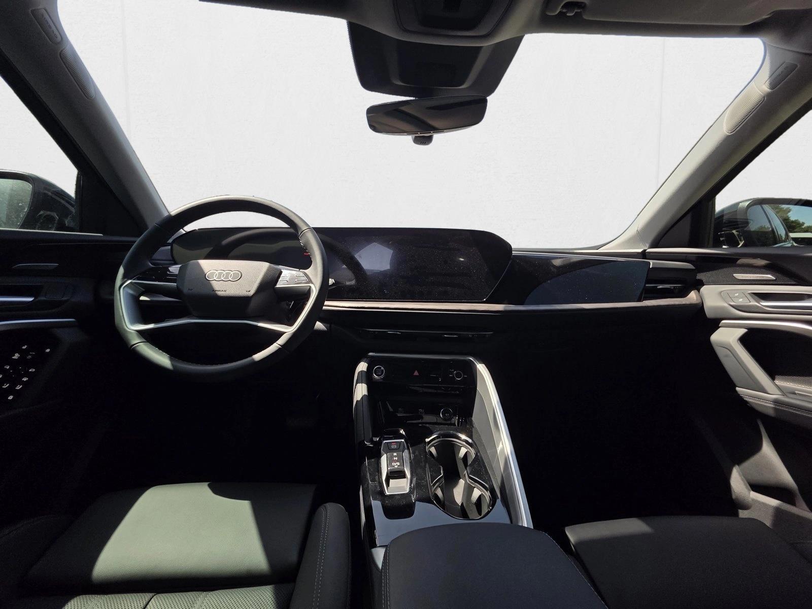 Thumbnail: 2025 Audi Q5 - 3