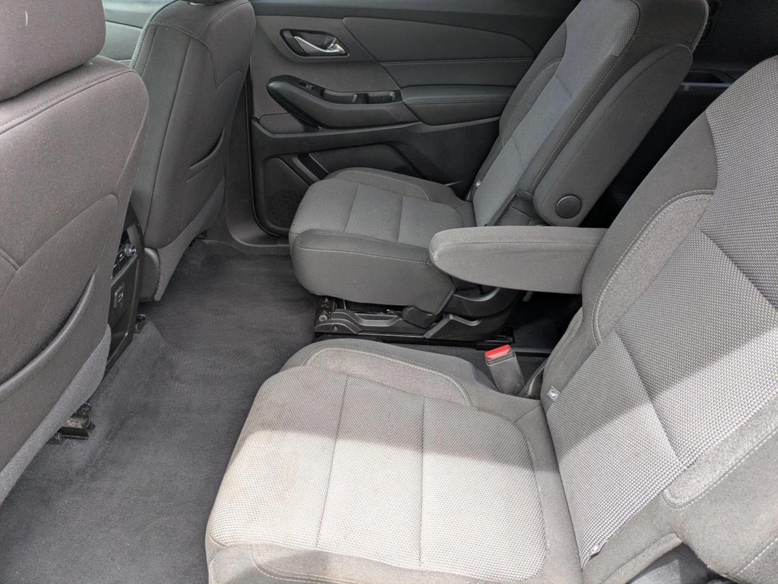 2023 Chevrolet Traverse 1LT - Photo 17