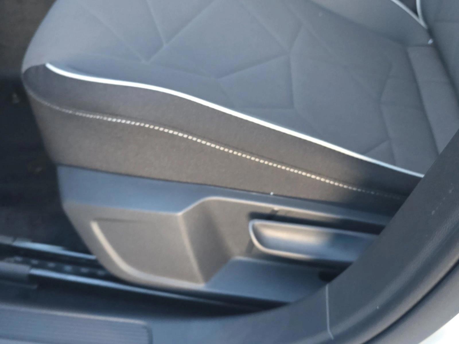 Thumbnail: 2026 Volkswagen Jetta - 5