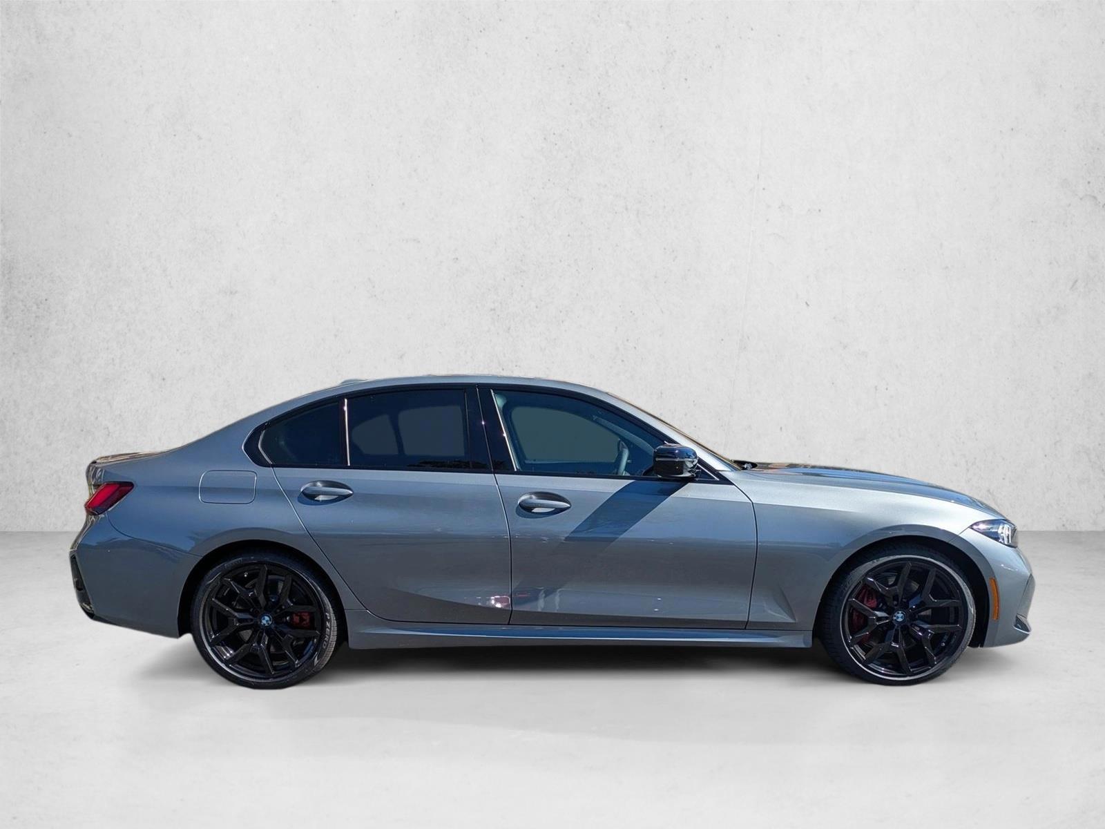 2026 BMW 3 Series 330i - Photo 6