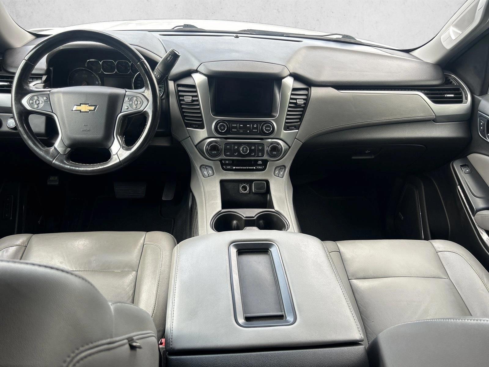 Thumbnail: 2019 Chevrolet Suburban - 4