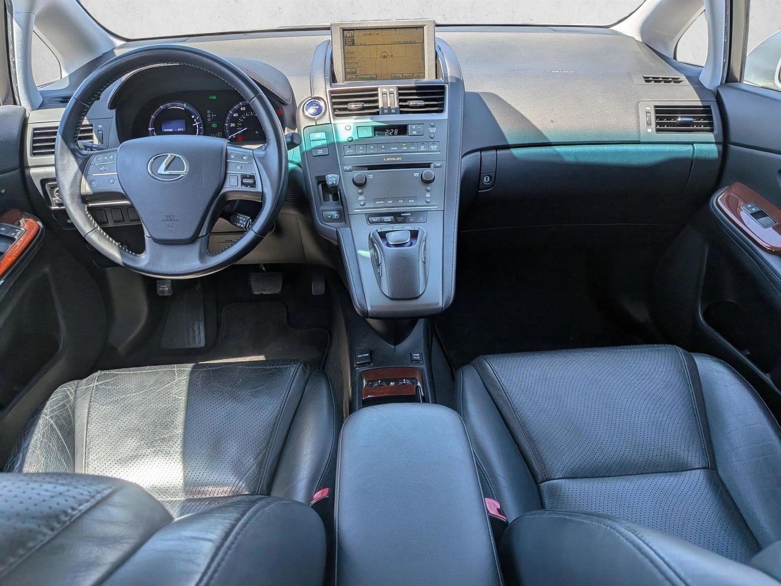 Thumbnail: 2010 Lexus HS - 4