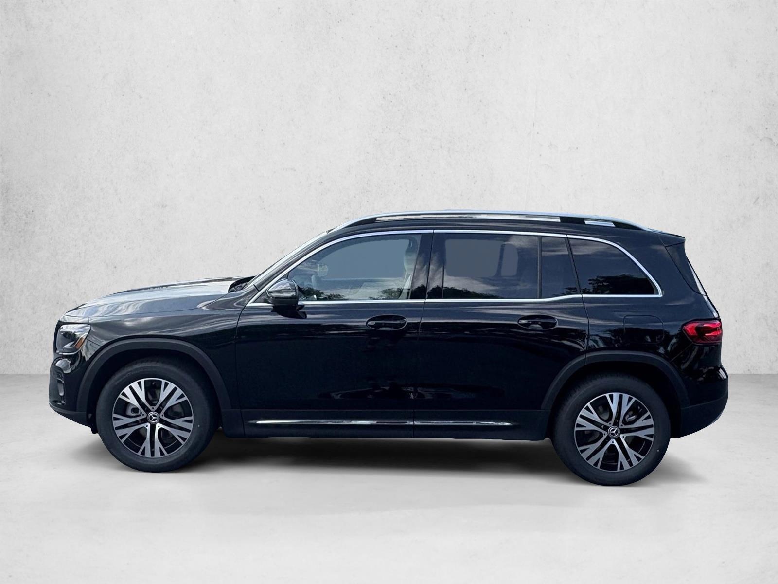 Thumbnail: 2025 Mercedes-Benz GLB - 2