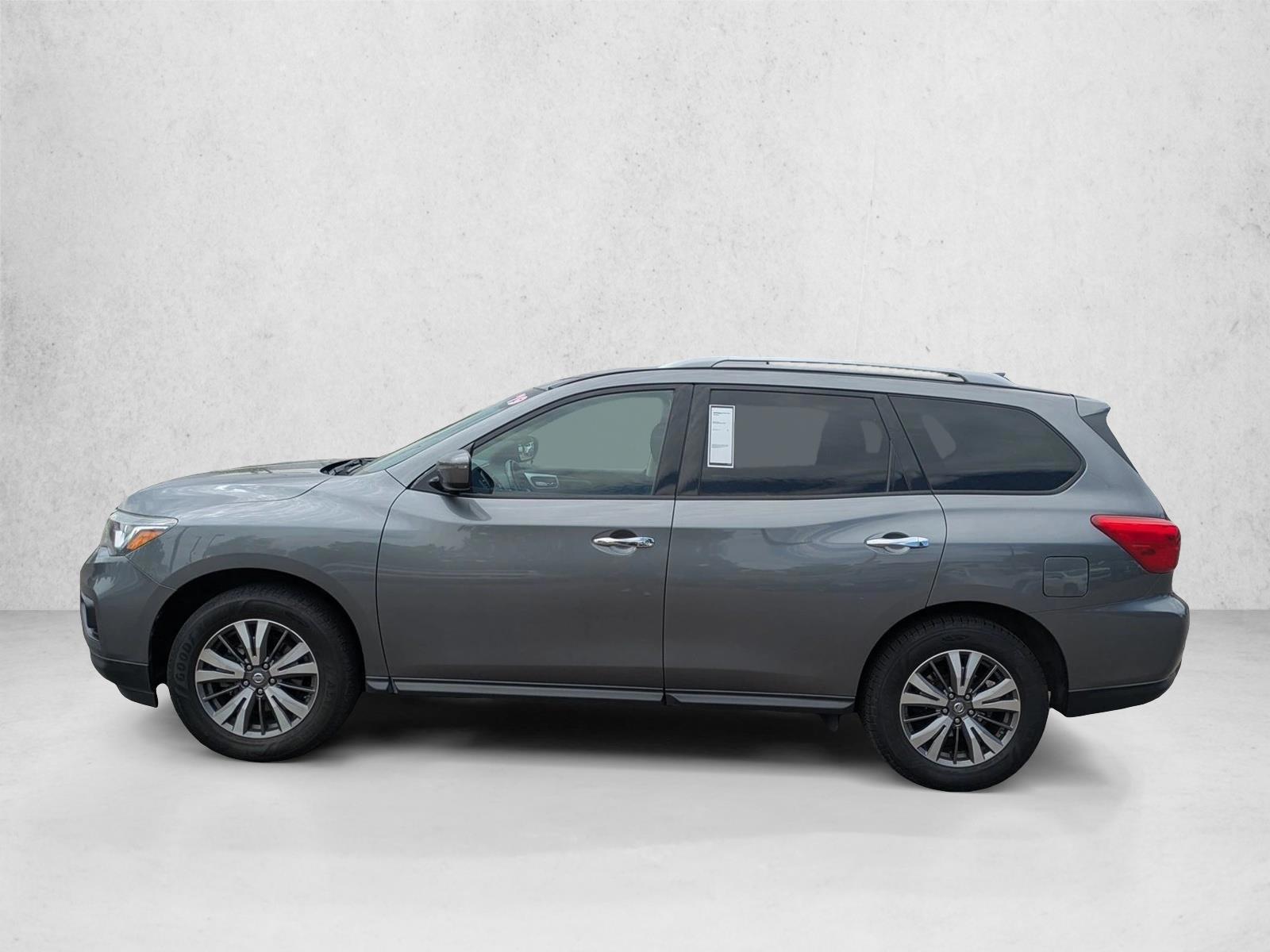 Thumbnail: 2019 Nissan Pathfinder - 2