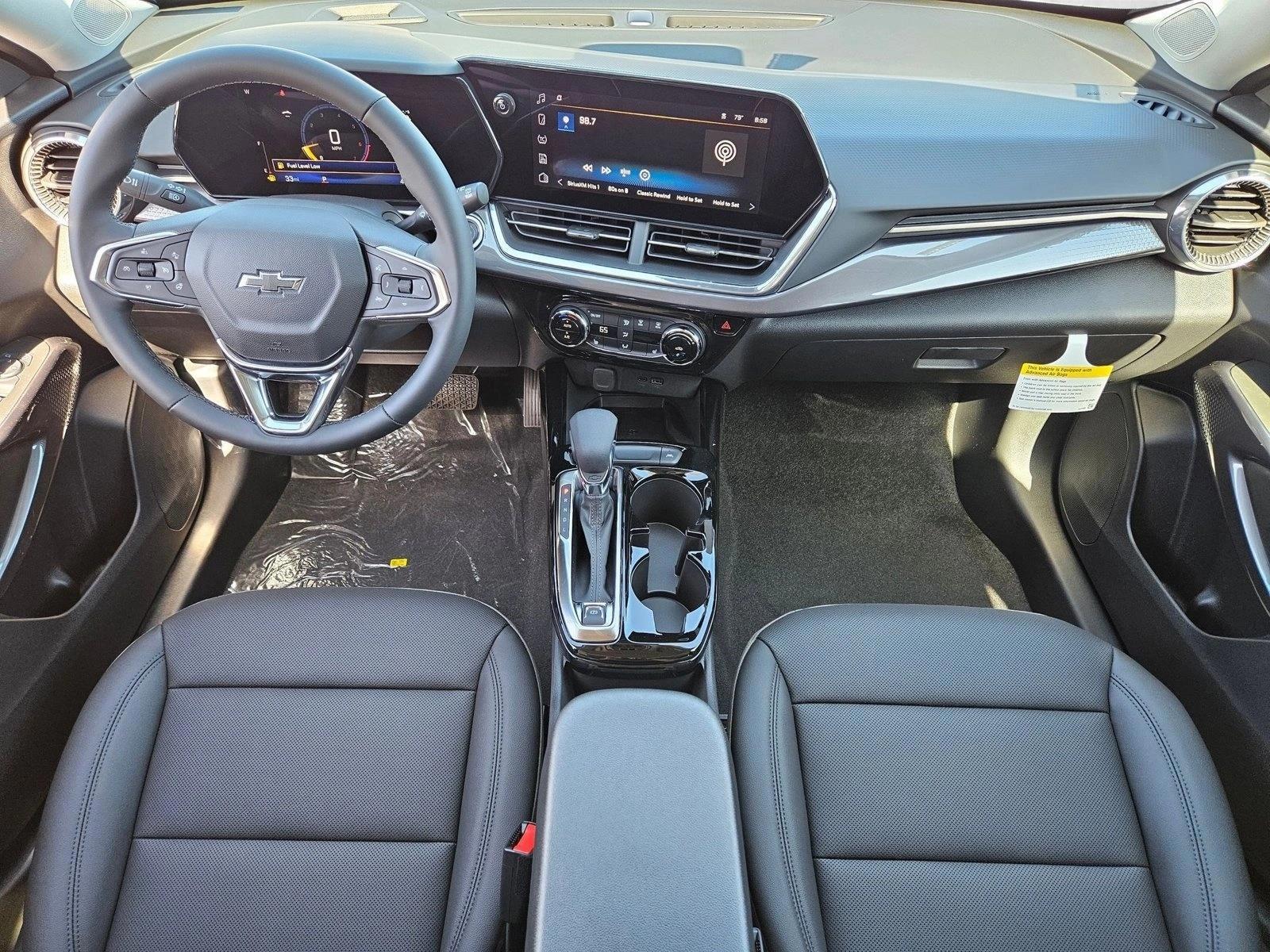 Thumbnail: 2026 Chevrolet Trax - 4