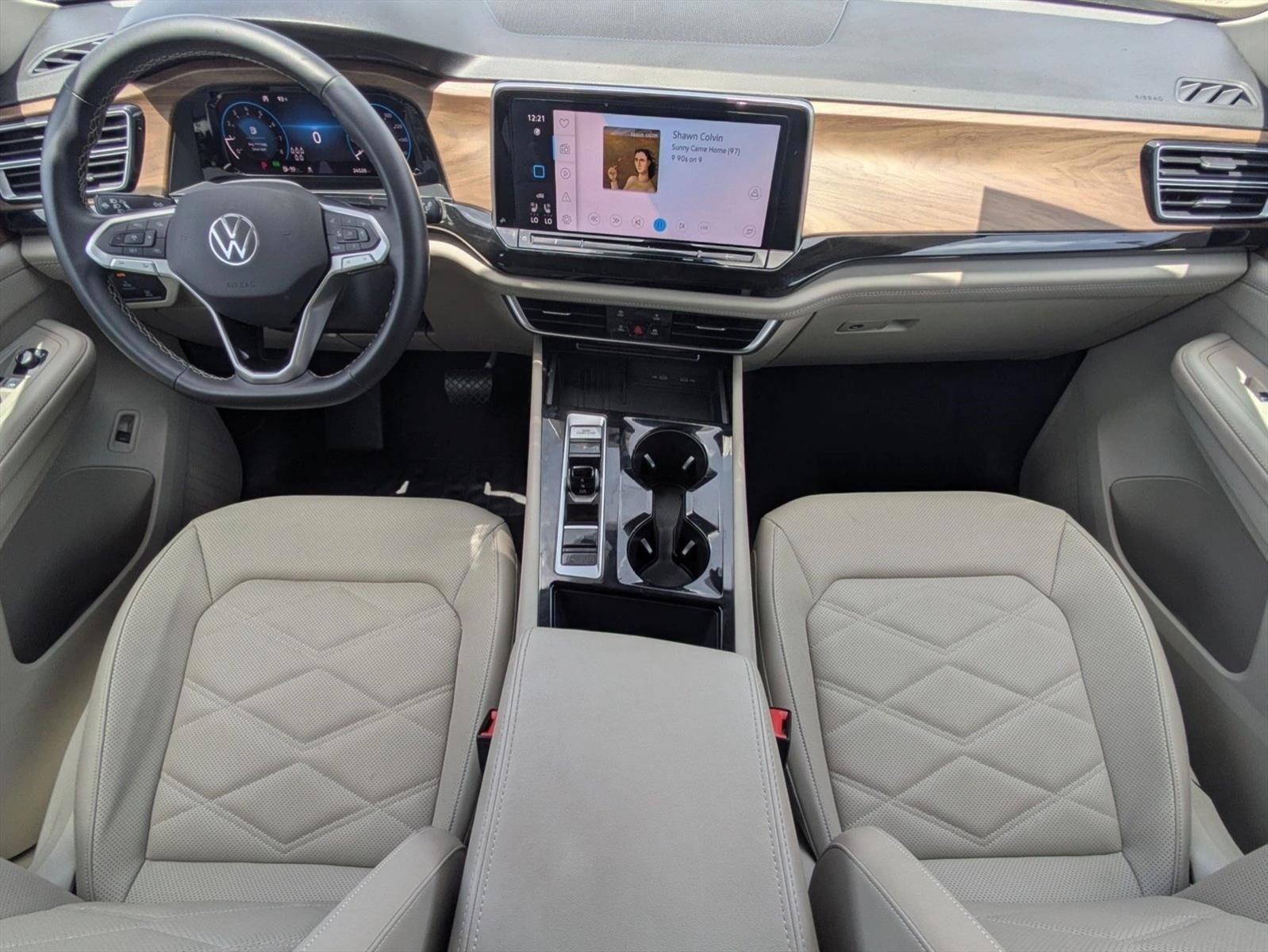 Thumbnail: 2025 Volkswagen Atlas - 4