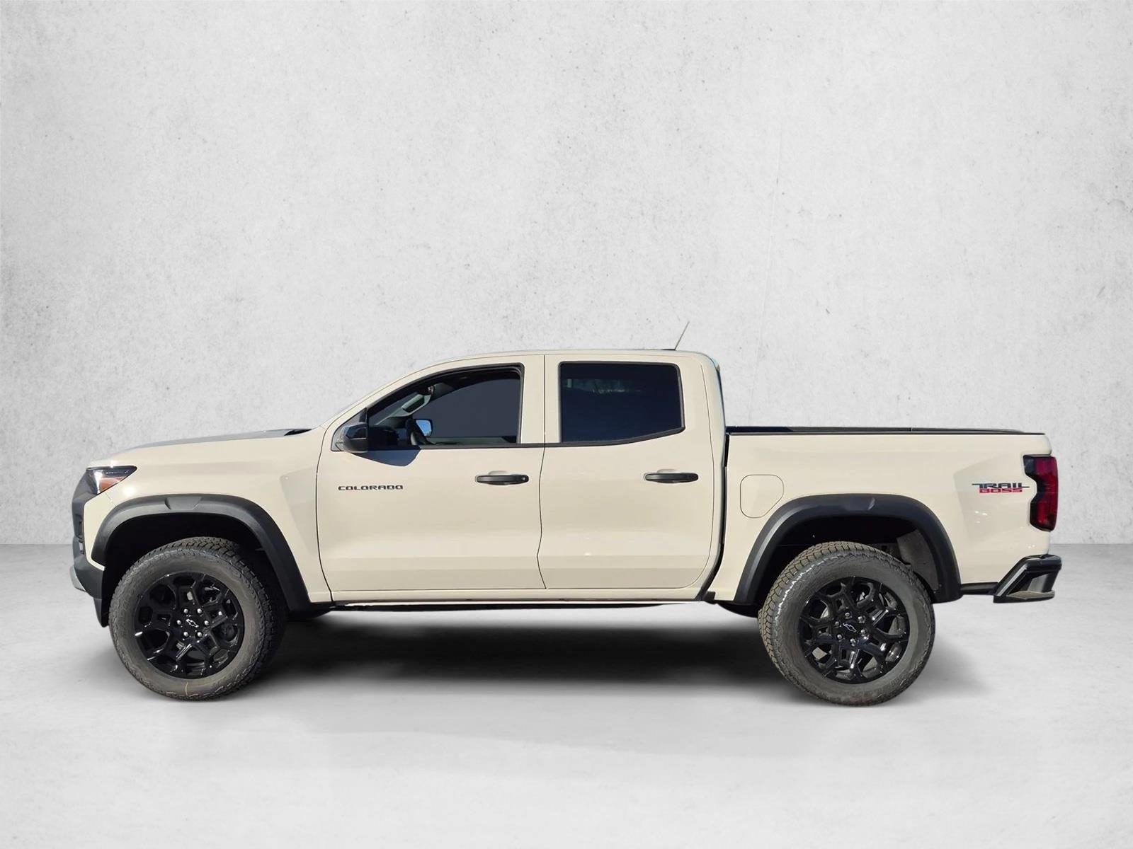 Thumbnail: 2026 Chevrolet Colorado - 2