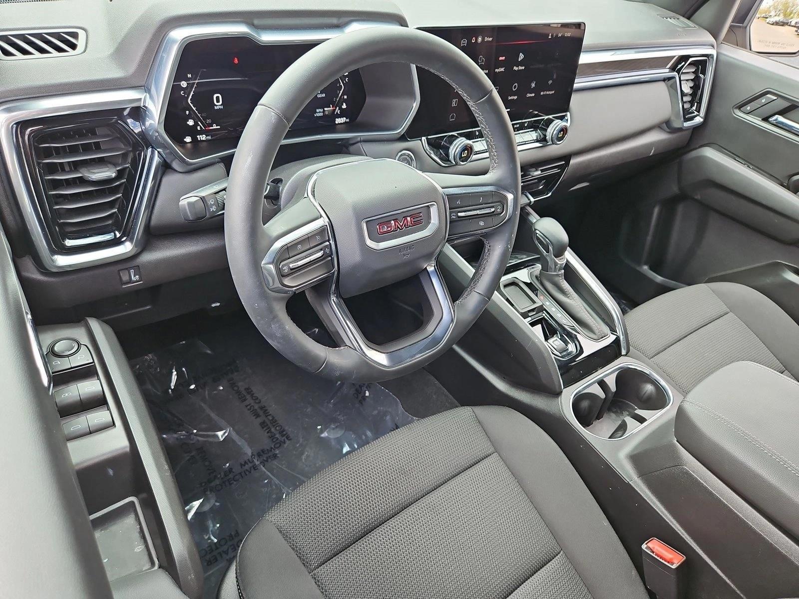 Thumbnail: 2026 GMC Canyon - 3