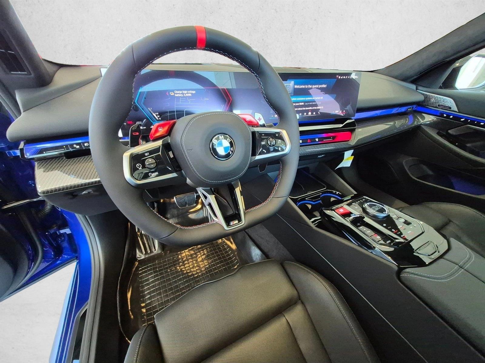 Thumbnail: 2027 BMW M5 - 3