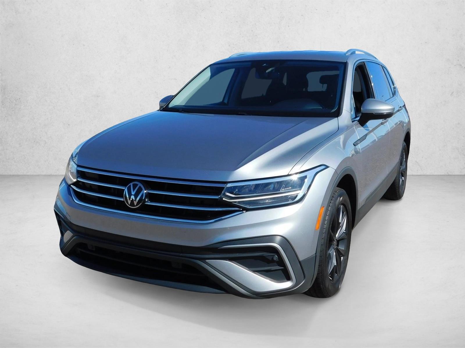 Thumbnail: 2024 Volkswagen Tiguan - 2