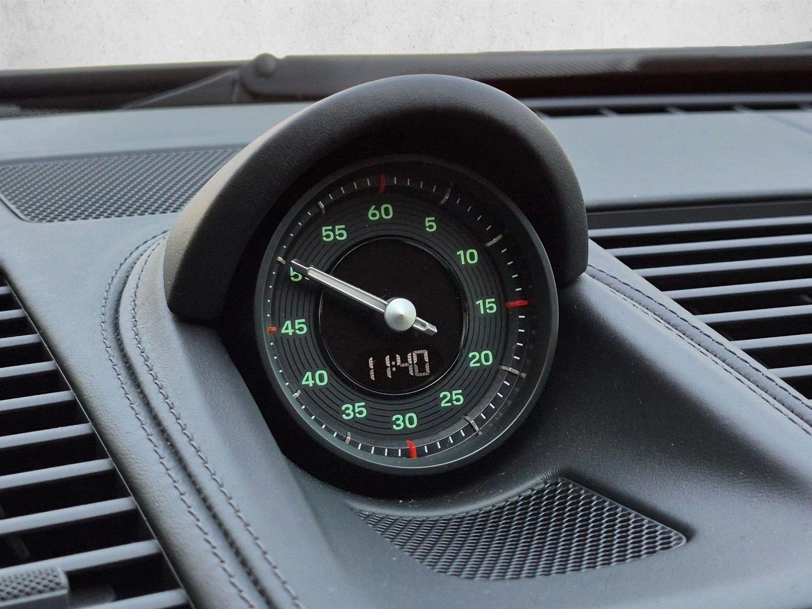 2026 Porsche 911 GTS - Photo 23