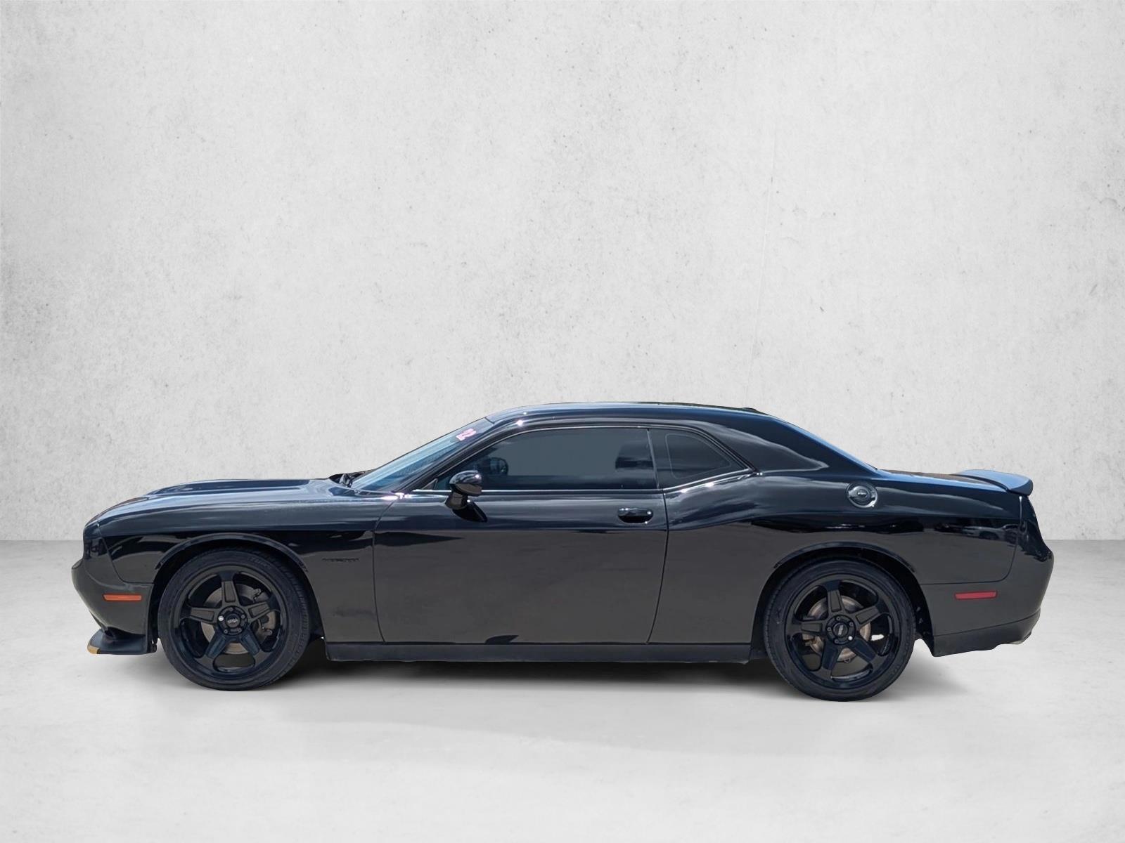 Thumbnail: 2022 Dodge Challenger - 2
