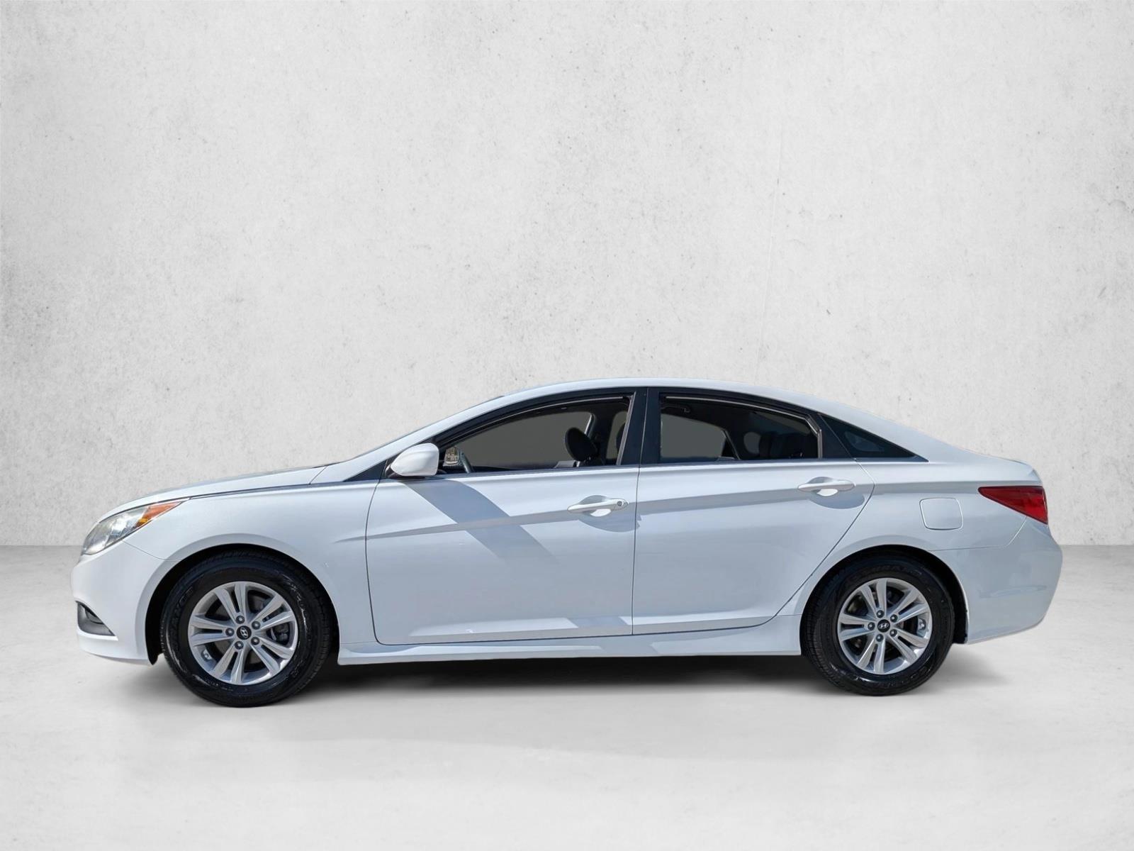 Thumbnail: 2014 Hyundai Sonata - 2