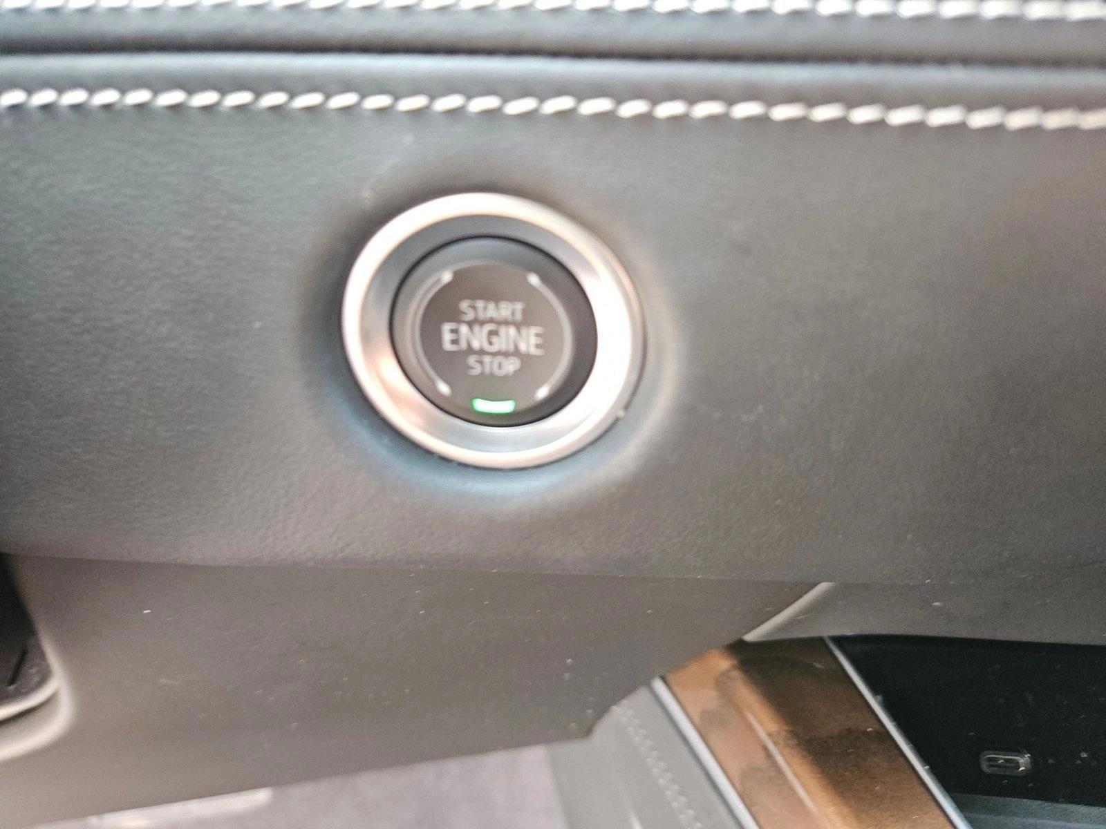 2025 Cadillac Escalade ESV Sport Platinum - Photo 23