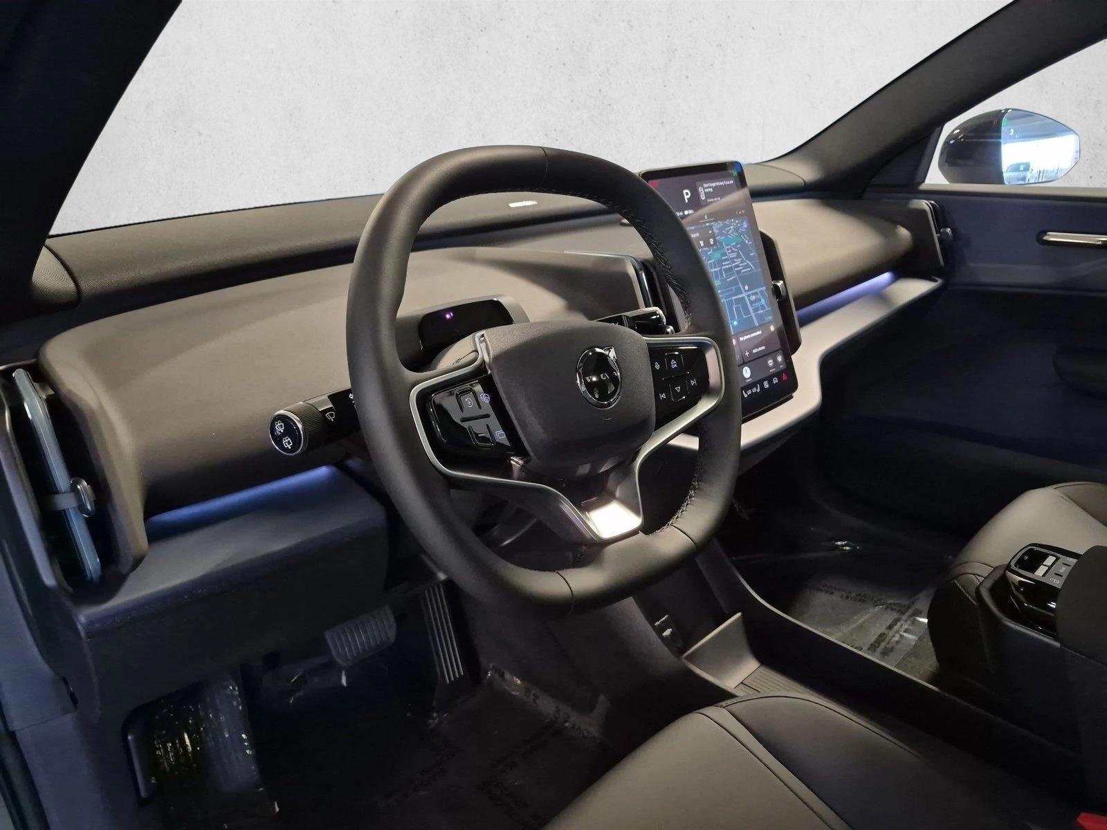 Thumbnail: 2026 Volvo EX30 - 3