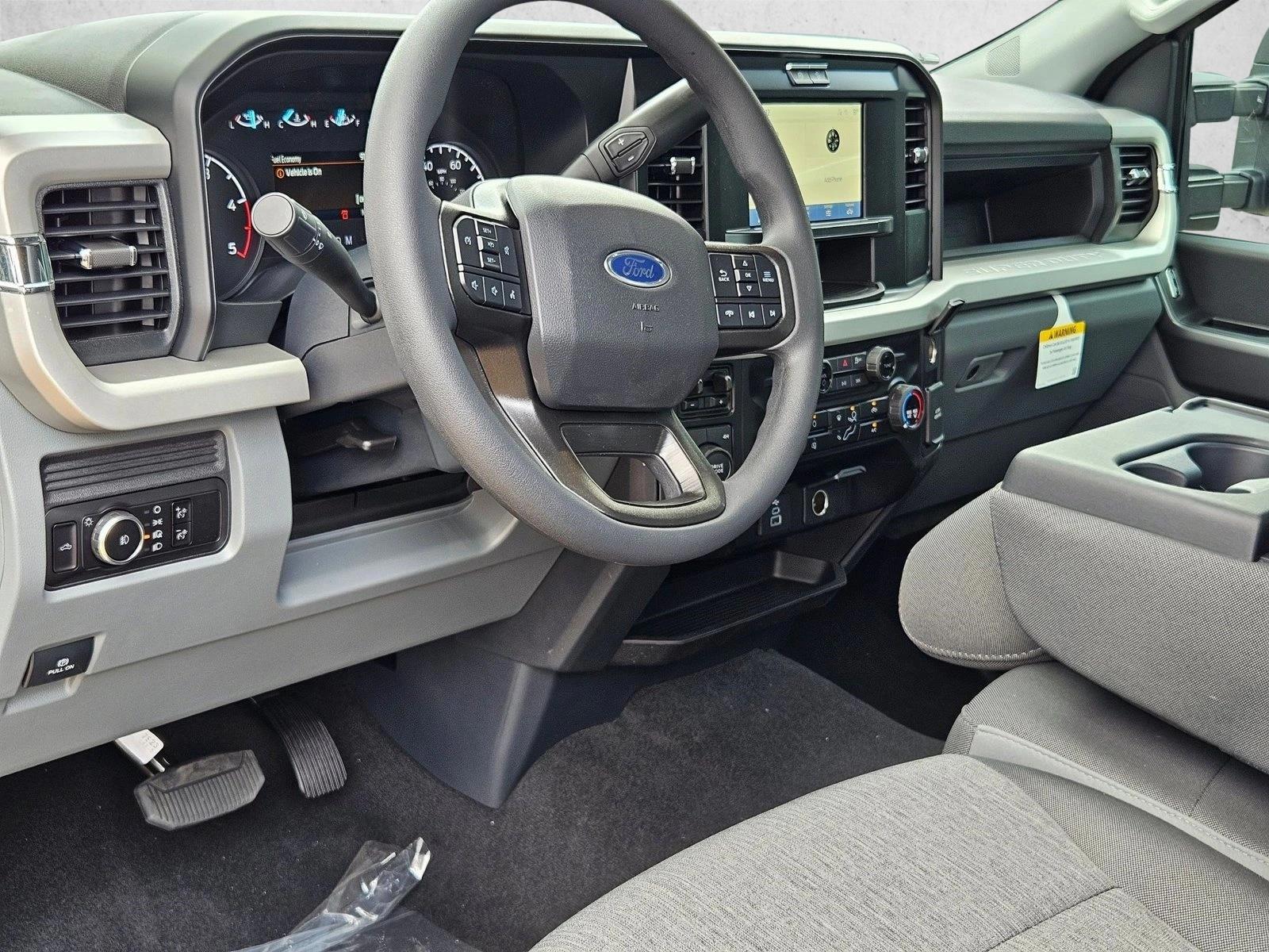 Thumbnail: 2026 Ford Econoline - 3