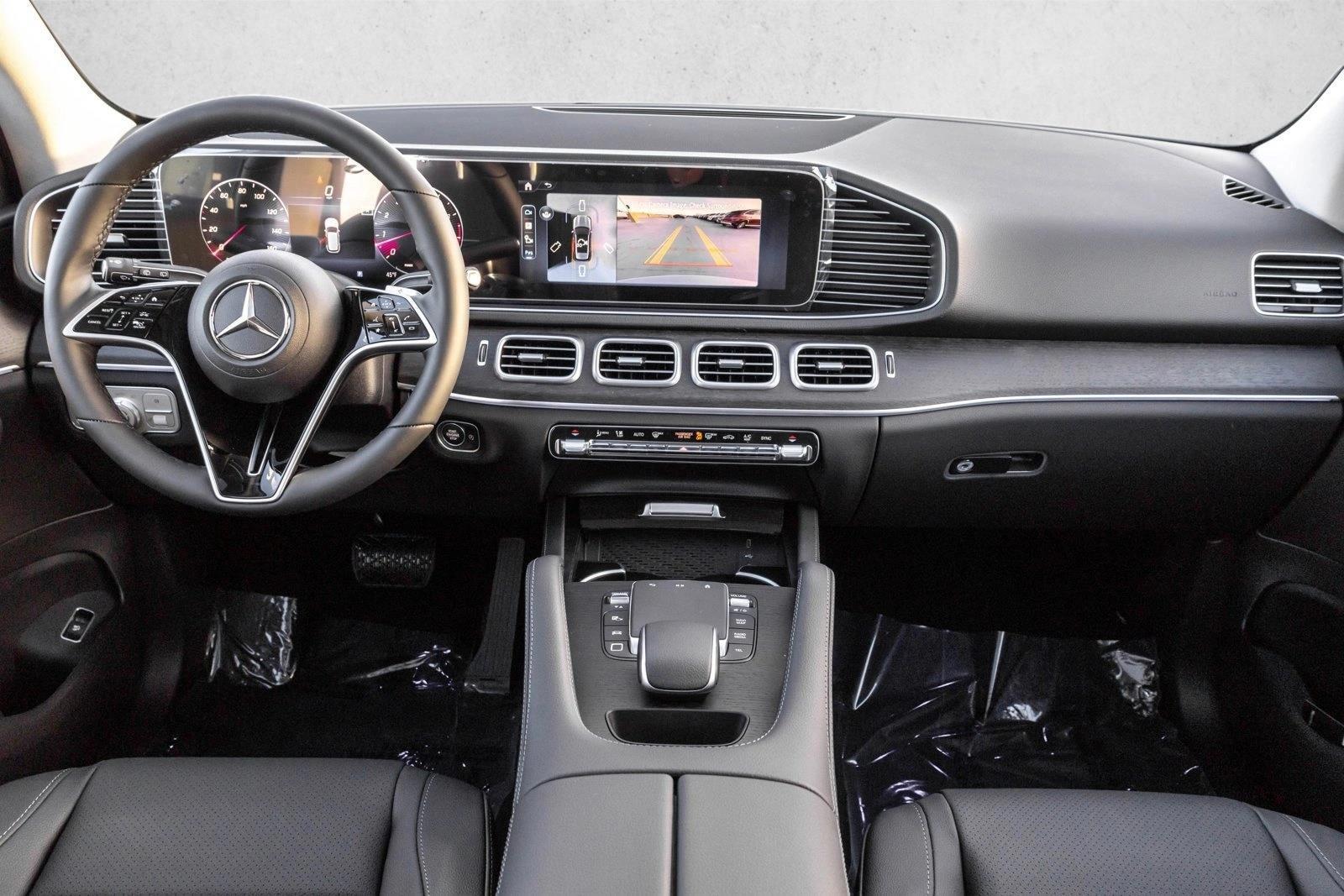 Thumbnail: 2026 Mercedes-Benz GLE - 4
