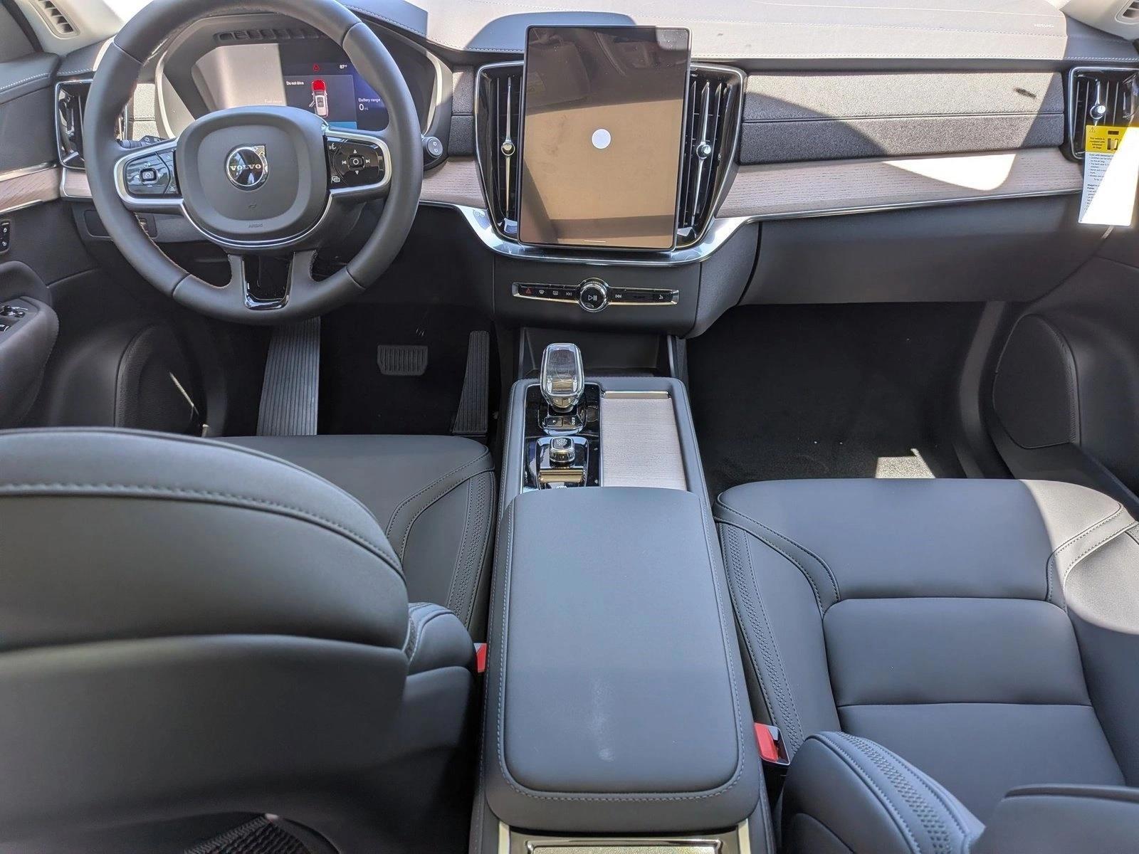 Thumbnail: 2026 Volvo XC90 - 4