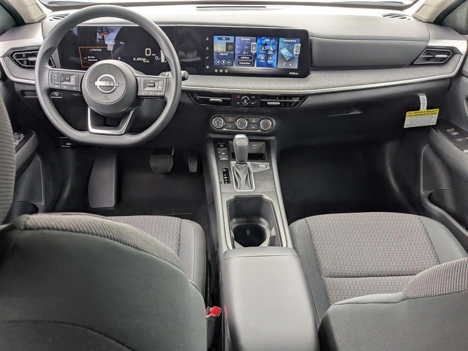 Thumbnail: 2026 Nissan Kicks - 4