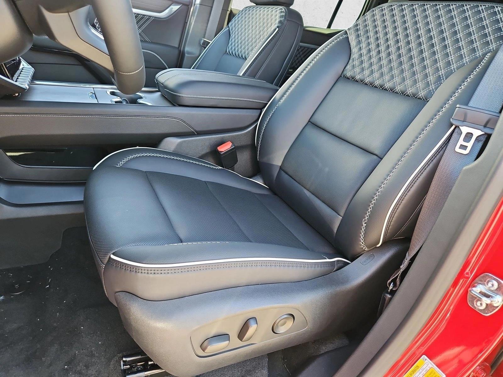 Thumbnail: 2026 GMC Acadia - 5