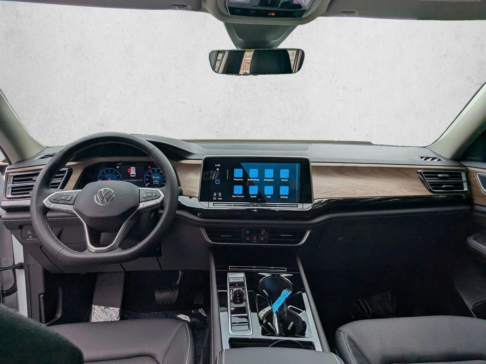 Thumbnail: 2026 Volkswagen Atlas - 4