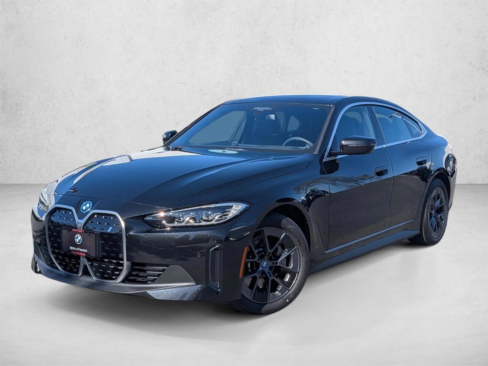 Thumbnail: 2023 BMW i4 - 1