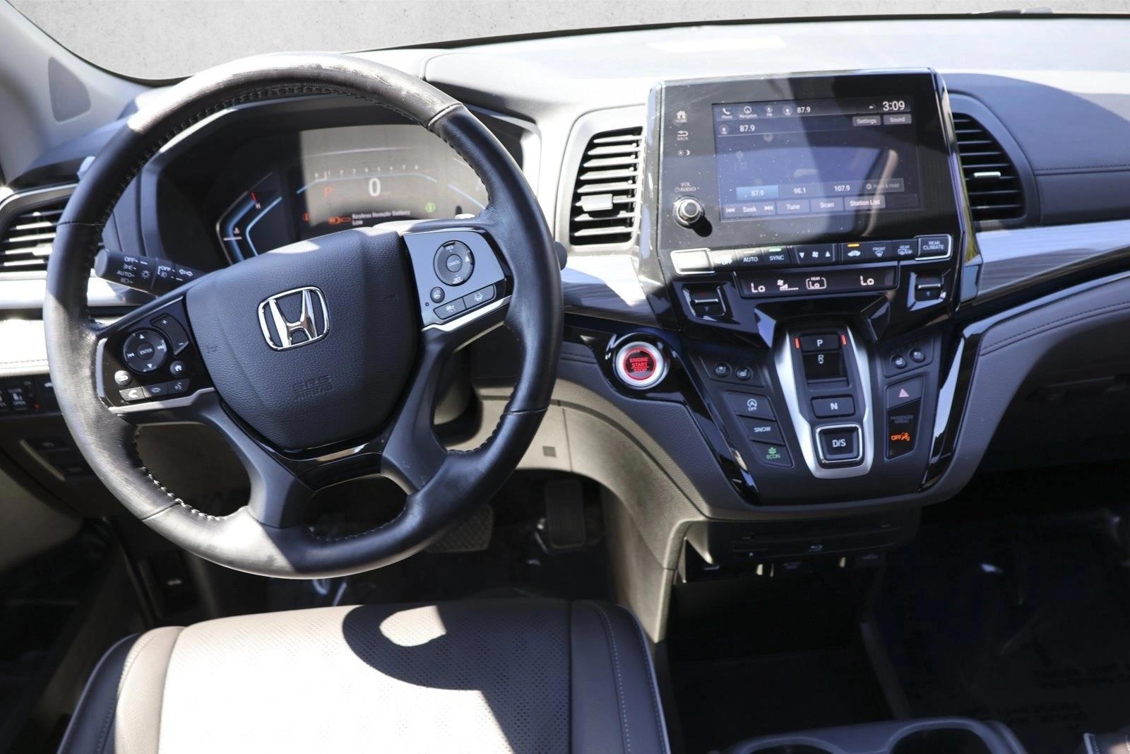 Thumbnail: 2023 Honda Odyssey - 4