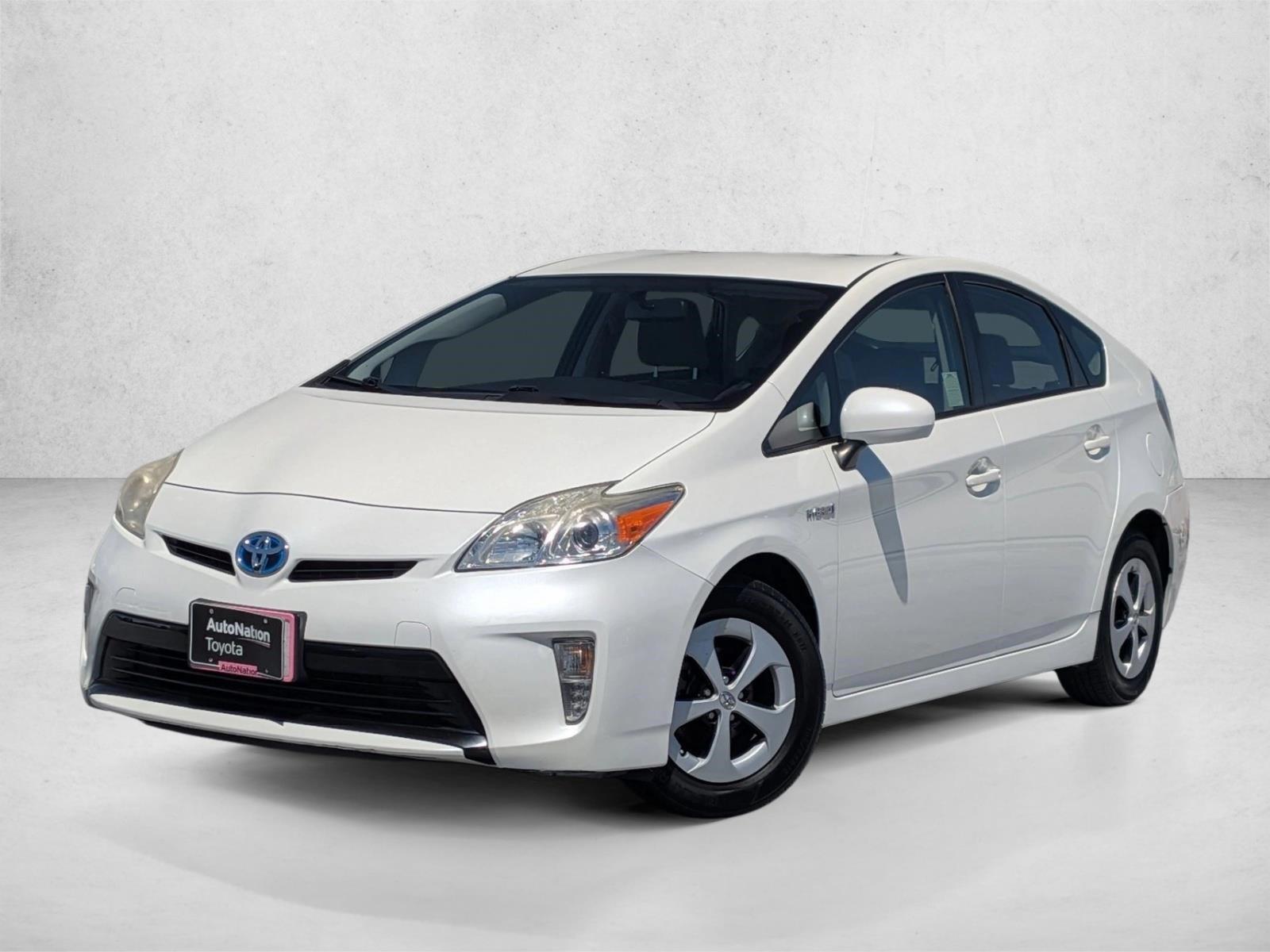 Thumbnail: 2015 Toyota Prius - 1