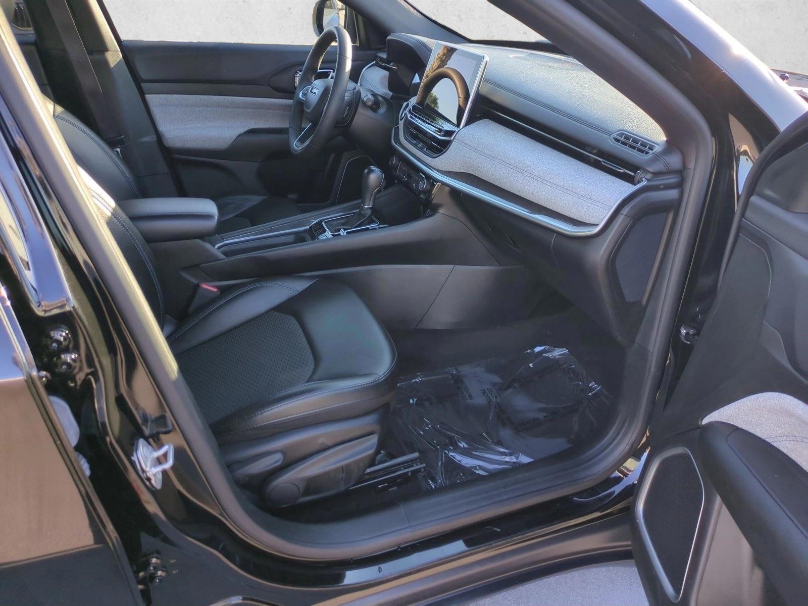 2023 Jeep Compass Latitude - Photo 20
