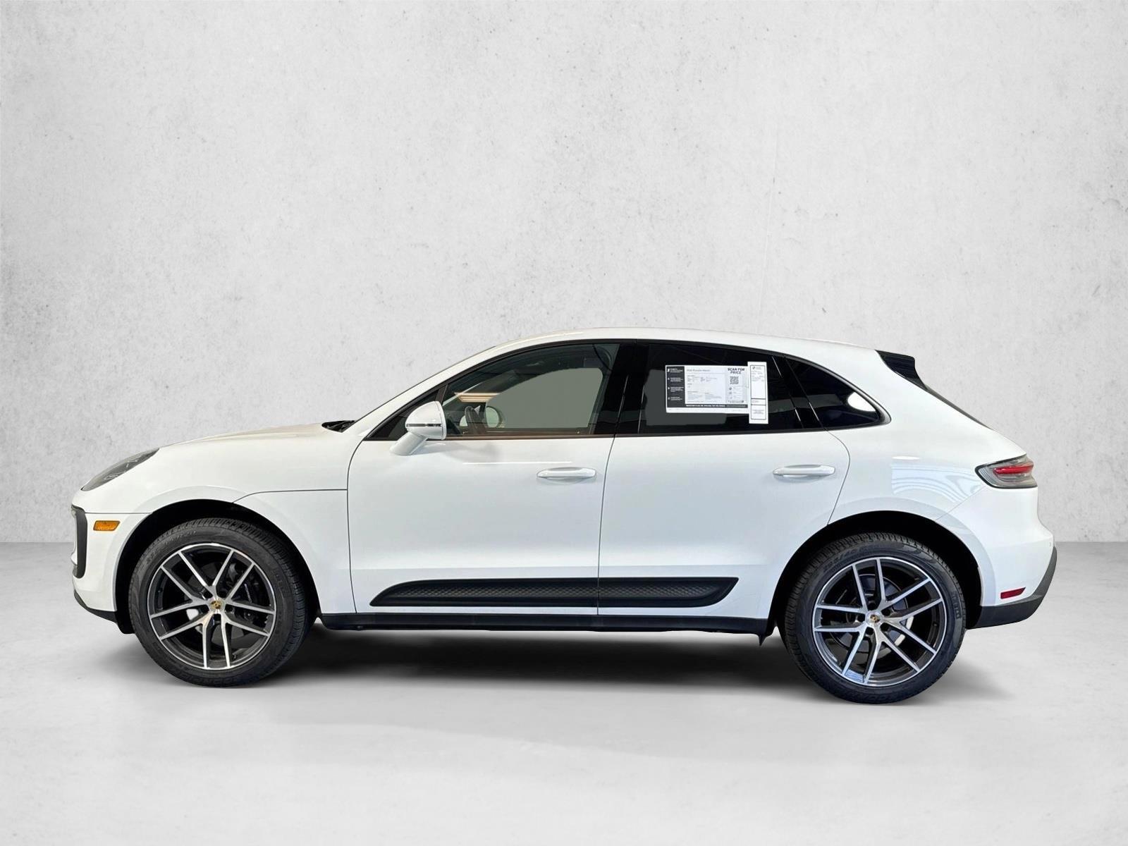 Thumbnail: 2025 Porsche Macan - 2