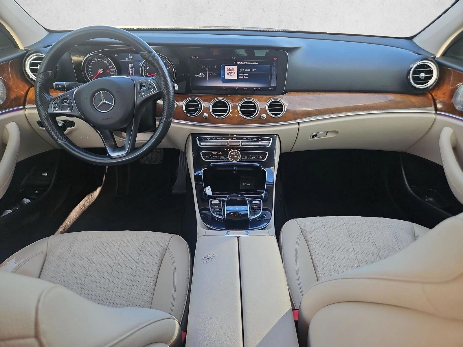 Thumbnail: 2018 Mercedes-Benz E-Class - 3