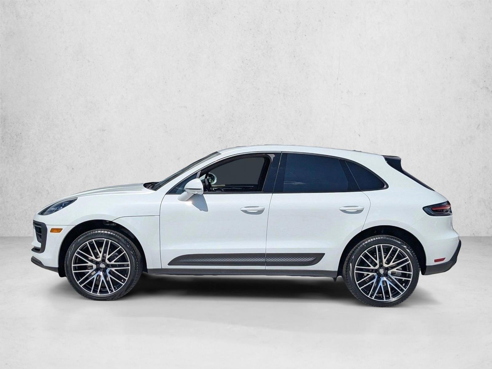 Thumbnail: 2026 Porsche Macan - 2