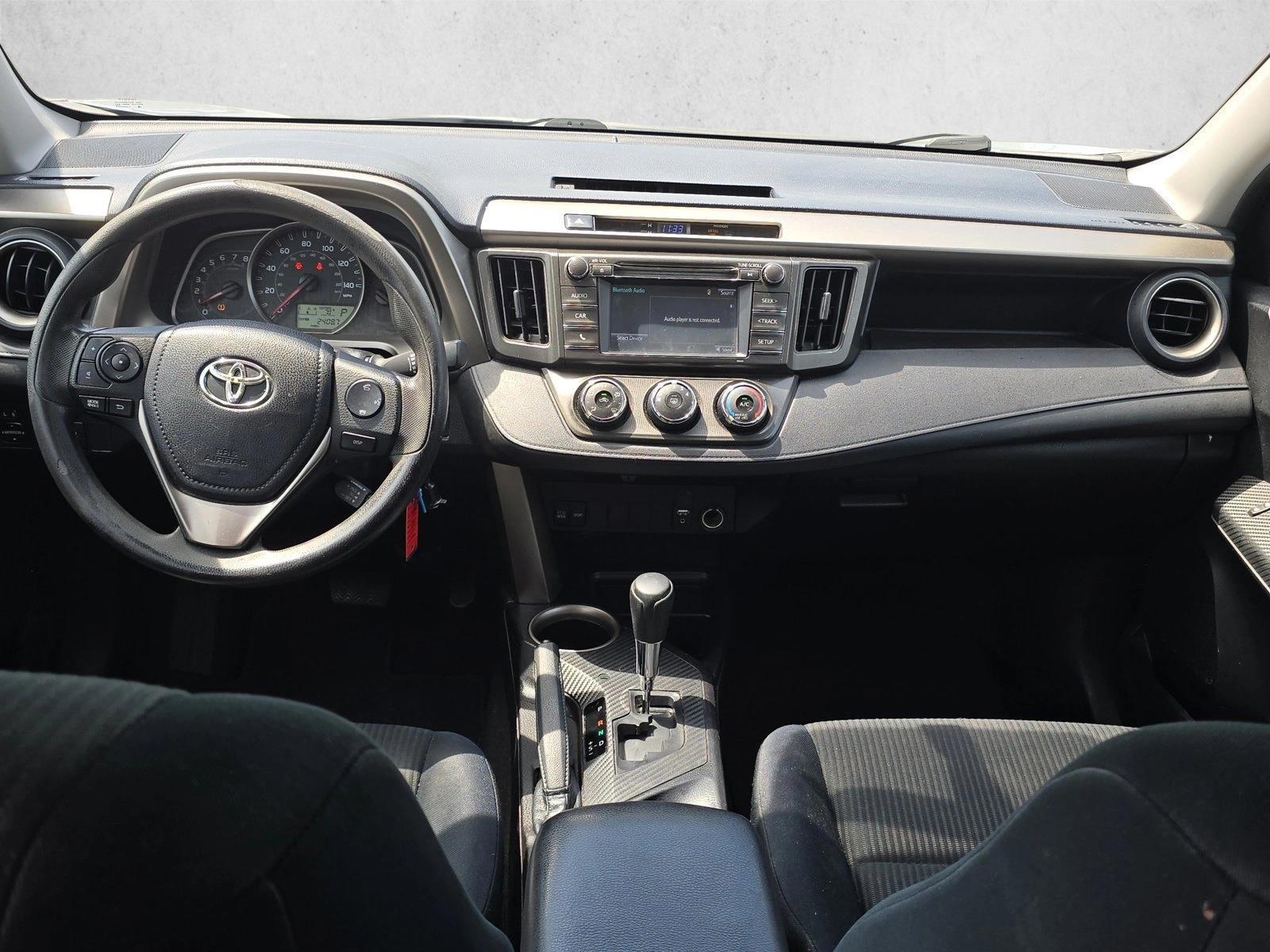 Thumbnail: 2015 Toyota RAV4 - 2