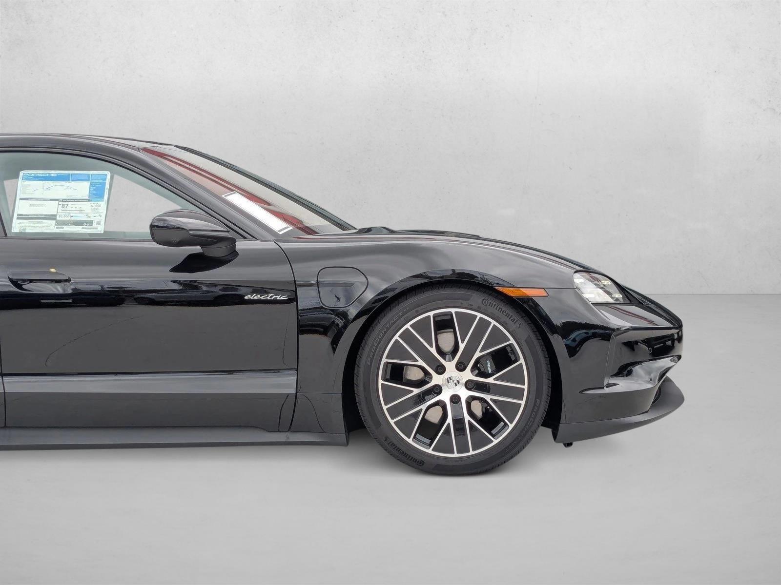 2026 Porsche Taycan Base - Photo 11