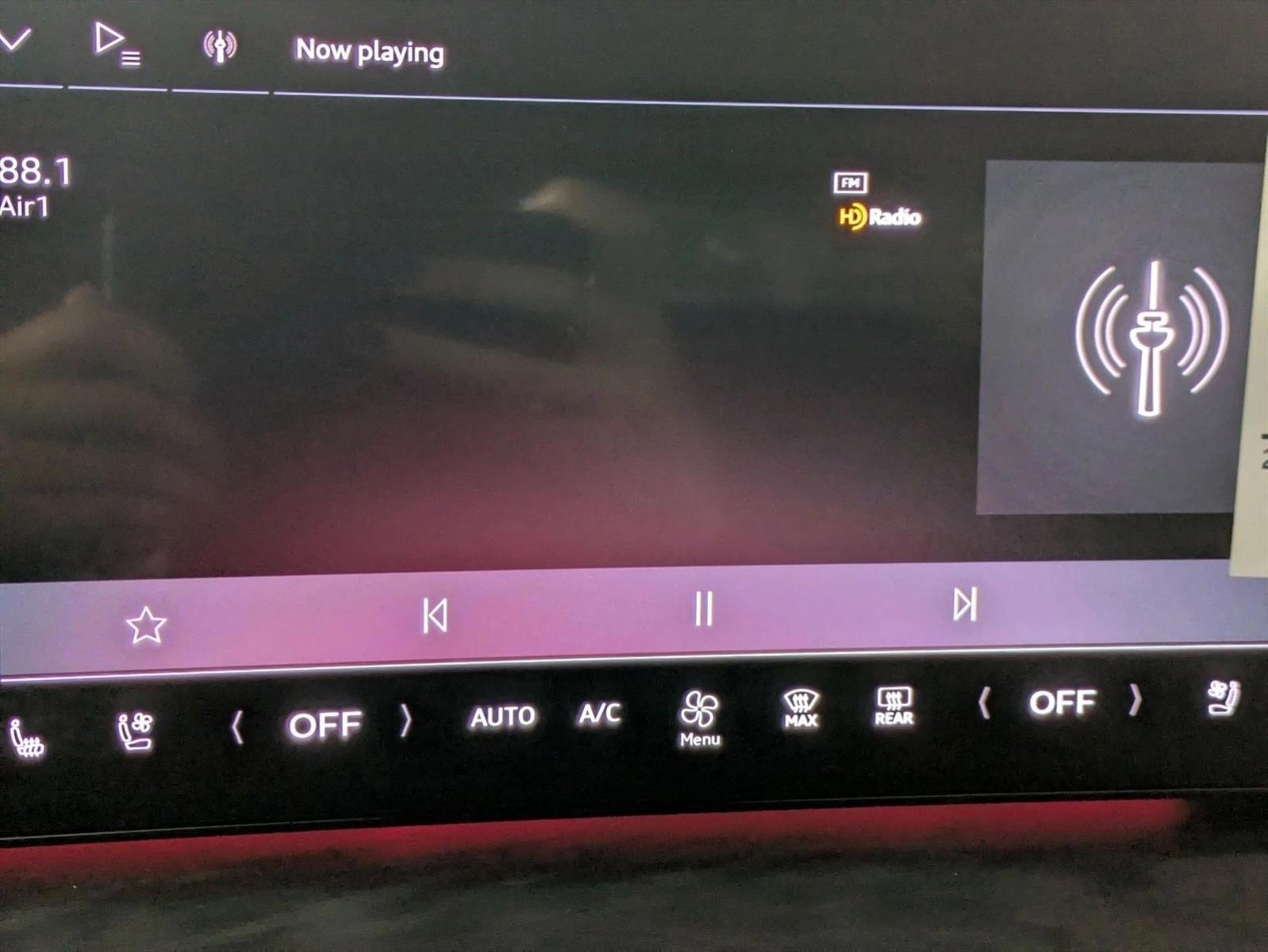 2025 Audi New Q5 Premium Plus - Photo 11