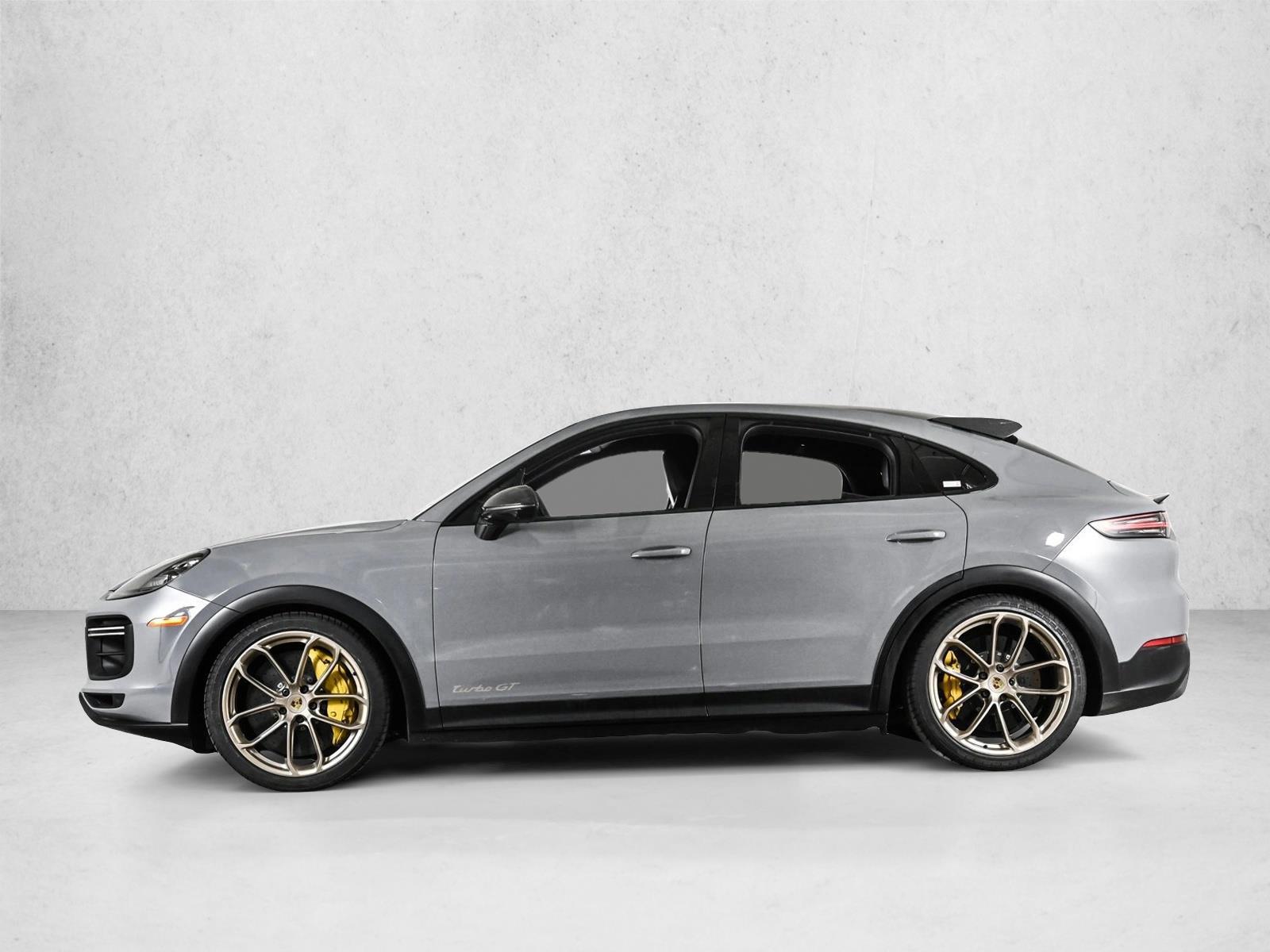 Thumbnail: 2022 Porsche Cayenne - 2