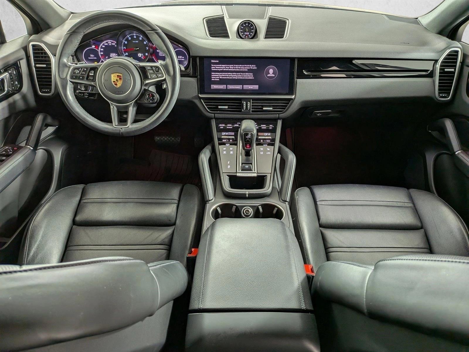 Thumbnail: 2023 Porsche Cayenne - 5