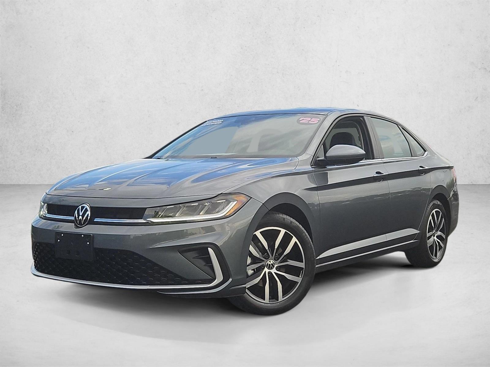 Thumbnail: 2025 Volkswagen Jetta - 1