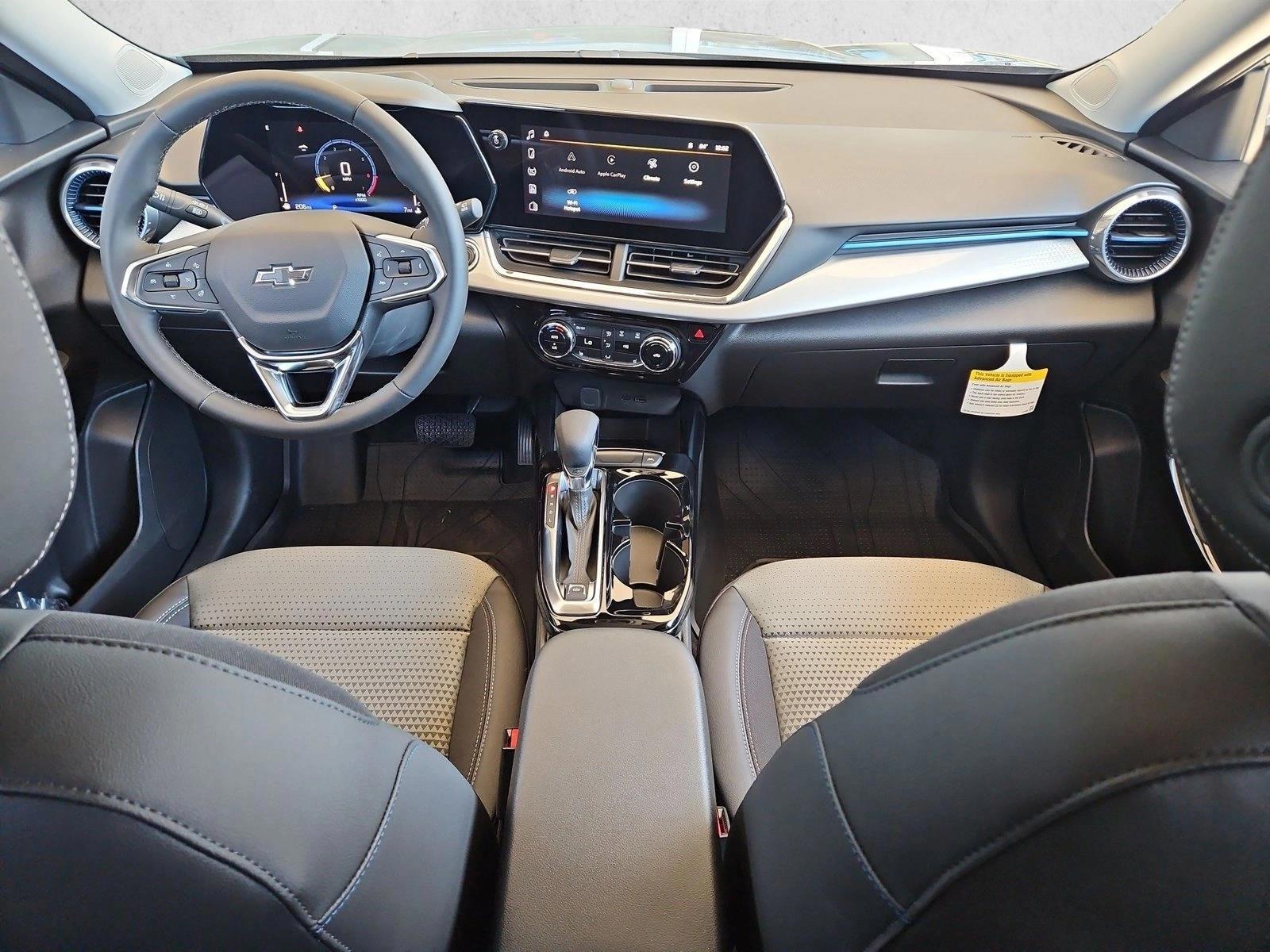 Thumbnail: 2026 Chevrolet Trax - 3