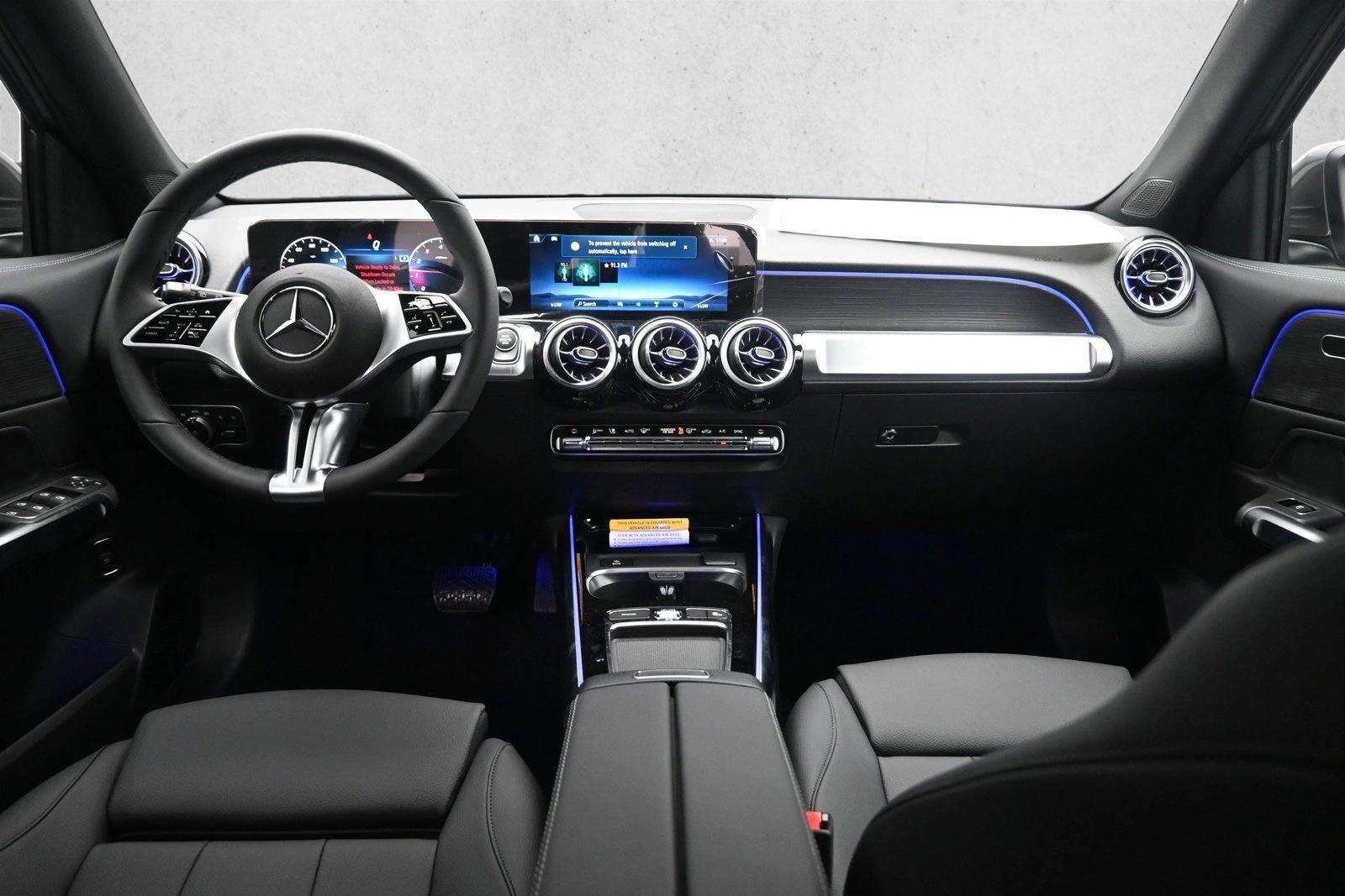 Thumbnail: 2026 Mercedes-Benz GLB - 3
