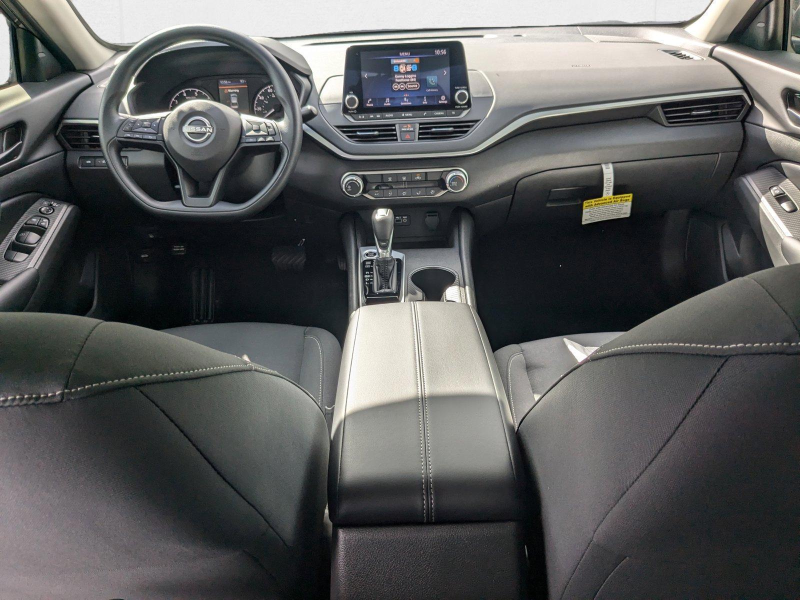 2025 Nissan Altima S - Photo 13