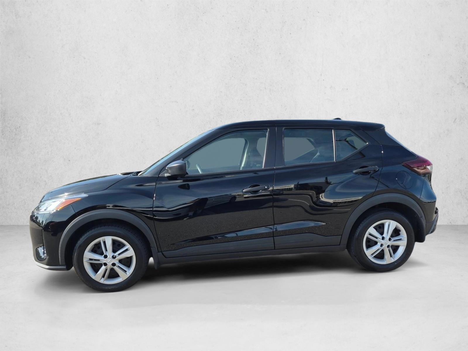 Thumbnail: 2023 Nissan Kicks - 2